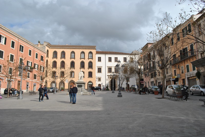 Sassari Piazza Tola centro storico