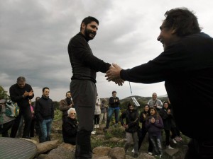 Nicola Dessì è nato a Carbonia nel 1981, si è laureato in Archeologia con il massimo dei voti presso l’Università degli Studi di Cagliari con una tesi sul popolamento in età nuragica nel territorio del Sulcis.