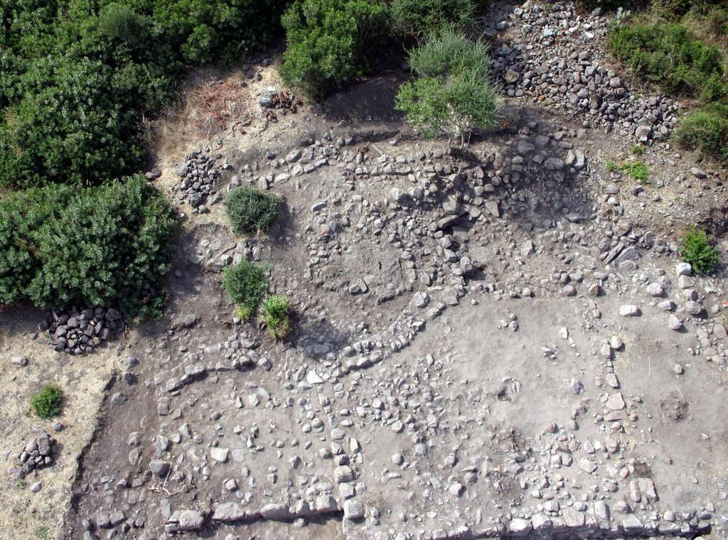 Carbonia fortificazioni fenicie di nuraghe Sirai come arrivare informazioni turistiche