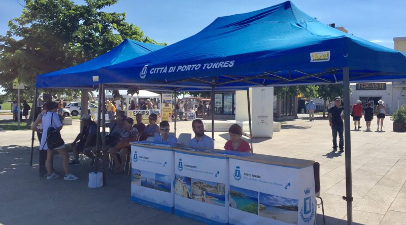 Crociere e marketing accoglienza e informazioni ai turisti anche in bassa stagione a Porto Torres servizi attivi anche a ottobre e novembre 2017.
