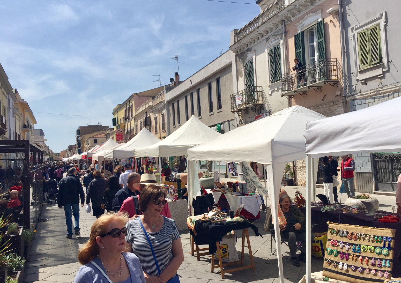 Crociere e marketing accoglienza e informazioni ai turisti anche in bassa stagione a Porto Torres servizi attivi anche a ottobre e novembre 2017.